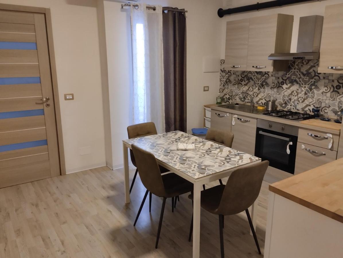 Erre Apartment Messina Esterno foto